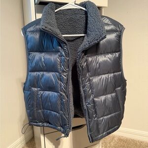Gilly Hicks Navy Puffer Vest